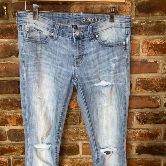 Gap Light Wash Blue Distressed Denim Premium Straight Jeans Women's Size 2 - Picture 3 of 7